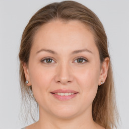 Szabó Eszter vélemény